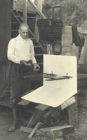 Photo of Harper with his camera.